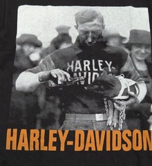 Harley Davidson Museum Milwaukee WI Size Medium (210)