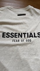Fear of God Essentials Light Oatmeal Short Sleeve T-Shirt Size Medium (SS22)