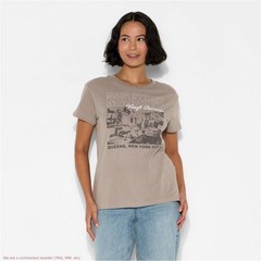 Women’s Mainstreet Market Vinyl Records Short Sleeve Graphic T-Shirt – Brown L