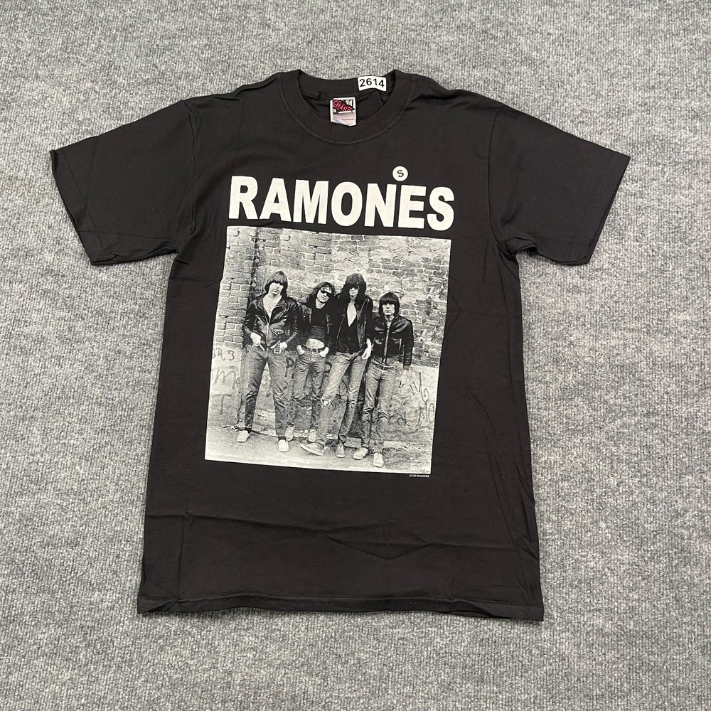 Vintage 1999 Ramones Punk Rock NYC Band Shirt Small 18×26 Black