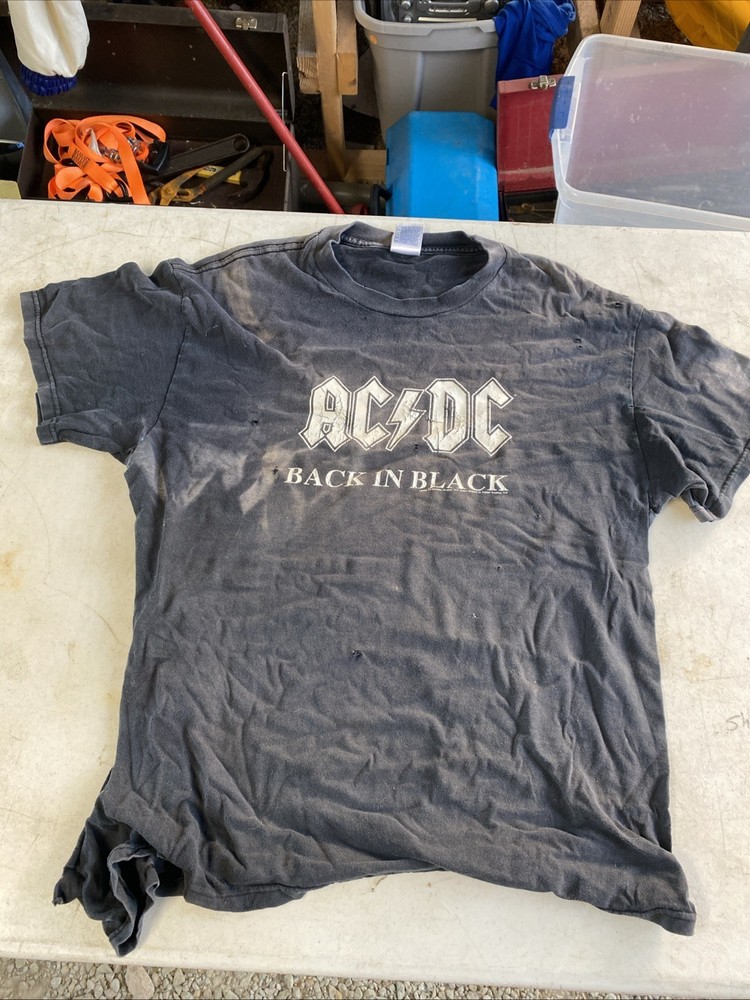 ACDC Back In Black 2004 T-shirt Distressed Faded And Holes Y2K Men’s Large