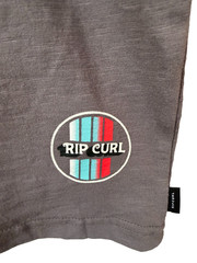 Rip Curl Long Sleeve Relaxed Fit Gray Shirt with Red Sleeve Stripes (2XL)