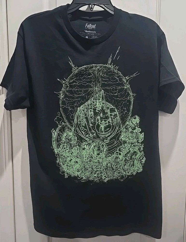 Fallout Crate Lootwear Exclusive Graphic Print Glow In The Dark Shirt Men Medium
