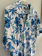 Men’s XL Tropical Shirt. Button-down. Excellent Condition.