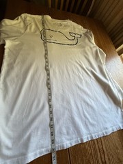 Vineyard Vines Men’s XL White 100% Cotton L/S Whale Graphic Crew Neck Pocket Tee