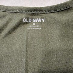Men’s Tank Top Size Medium Scoop Neck Wide Strap Green NWT