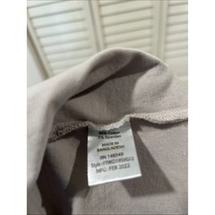 Free Planet Beige Short-Sleeve Tee with Blue Tropical Pocket Size M