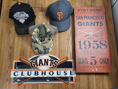 Lot of 18 San Francisco Giants Items 3 Hat, 13 Cups 2 Signs 2010 2017 2019 AT&T