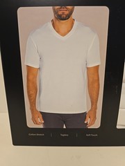 Banana Republic Men’s V-Neck T-Shirt Cotton Stretch Soft, White, 3 Pack M