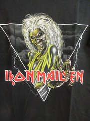 IRON MAIDEN OFFICIAL MERCH 22 KILLERS TRIANGLE BAND CONCERT MUSIC T-SHIRT MEDIUM