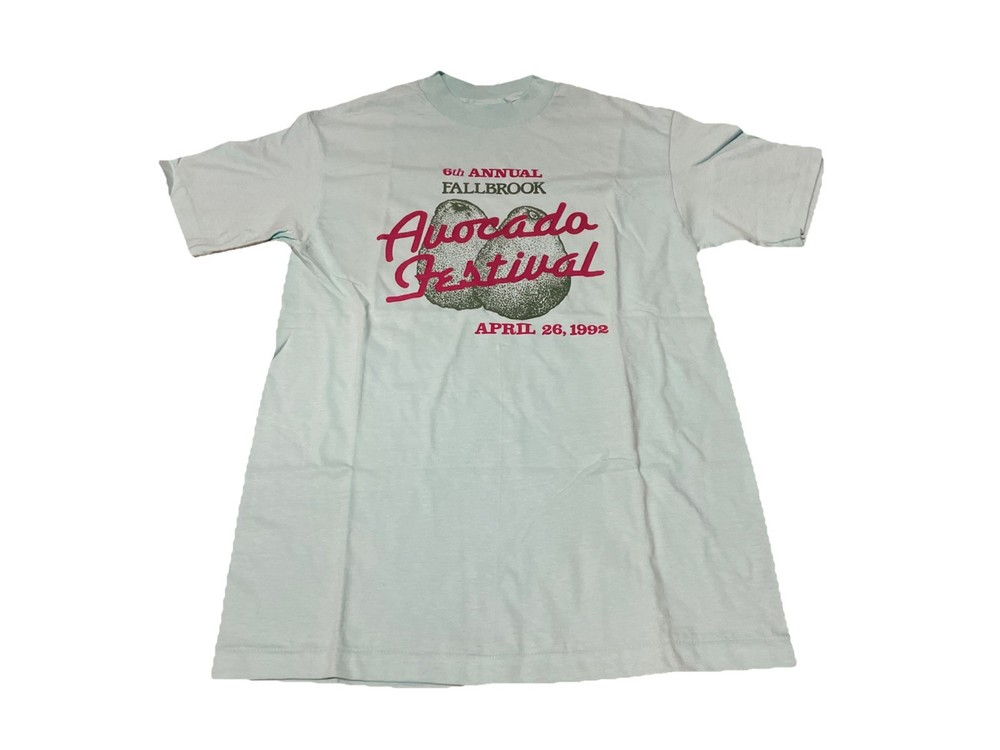 Vintage 90s Fallbrook California T-shirt Avocado Festival Tee Retro Size Small