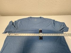 George Men’s XL Blue V-Neck T-Shirt Moisture Wicking Stretch Soft Feel New w tag