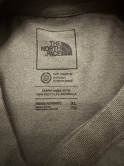 The North Face Men’s XL Pocket T-Shirt Olive Green Logo Patch Short Sleeve