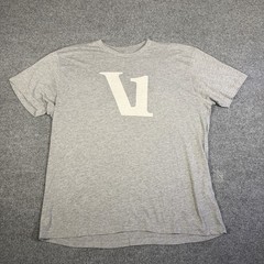 Vuori V1 Logo Shirt Mens Sz XL Gray Short Sleeve Crew Neck Tee V925 Casual Light