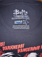 Sarah Michelle Gellar Tees Buffy the Vampire Slayer L + Cruel Intentions M NWT