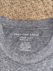 Men’s American Eagle Super Soft Feel Classic tee Shirt Gray beige Lot 2 XS Set