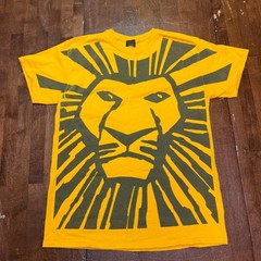 Disney The Lion King Broadway Musical T-Shirt Mens Medium Yellow Graphic Mask