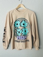 EDC Las Vegas T-shirt Size Small Insomniac Licensed Unisex Long Sleeve Beige