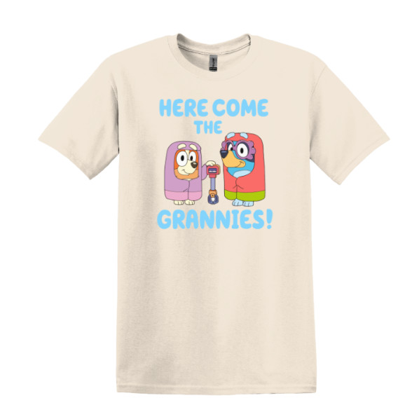 Gildan Heavy Duty Cotton T-Shirt S-XL-Here Comes the Grannies-Bluey-Cartoon-Gift