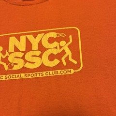 Men’s Medium NYC SSC Social Sports Club Orange Vintage 90s Graphic T Shirt Retro