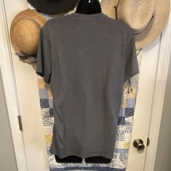 Hollister Men’s Gray Graphic Print Crew Neck Short Sleeve T-Shirt Size M