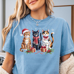 Meowy Christmas Shirt, Cat Christmas tshirt, Cat Lover Xmas T-Shirt