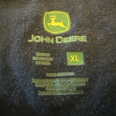 John Deere T-Shirt Men’s Sz XL Black Knit Crewneck “Nothing Runs Like A Deere”