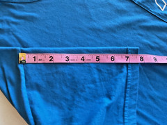 NB New Balance Stretch Blue Pocket T Shirt Unisex size Small Round Slit Hemline