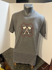 Firefighter Crossed Axes Logo Men’s Gray T-shirt Medium Poly Cotton Rayon