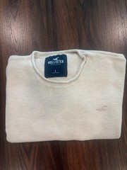 Hollister Men’s Beige Knit Crew Neck Sweater Size Large