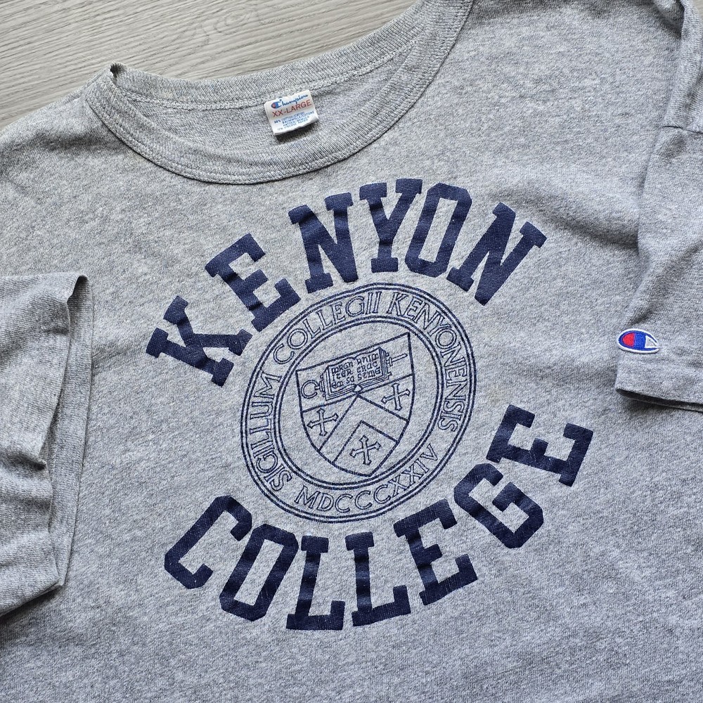 Vintage 80s College University Kenyon Ohio Crest Sport Graphic T Shirt USA XXL