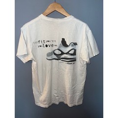 Reebok RBK Finish Line Vintage White Graphic T-Shirt Mens Medium Pump Sneaker