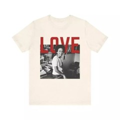 Nikki Giovanni – Love Gift For Fans All Size Rest In Peace S-5XL