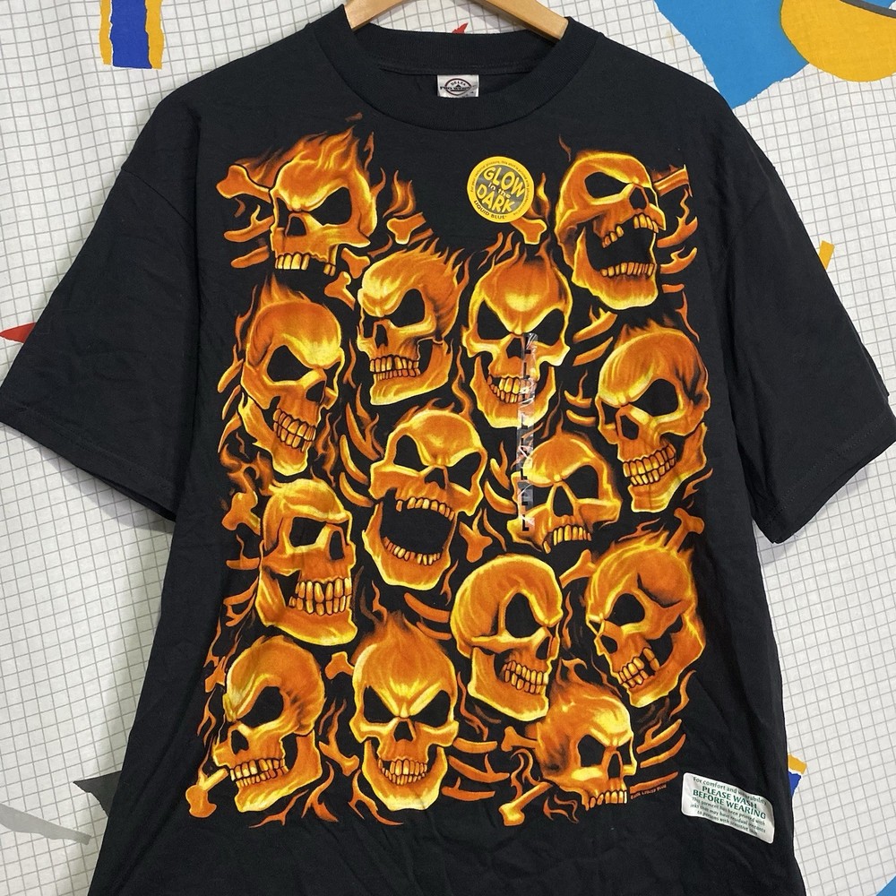 Vintage Y2K Liquid Blue Tshirt Flame Skulls Large 2006 Glow N Dark Skater Goth
