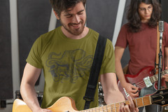 Octopus Playing Guitar Shirt Men’s Funny Shirt Musician T-Shirt Gift Guitarist