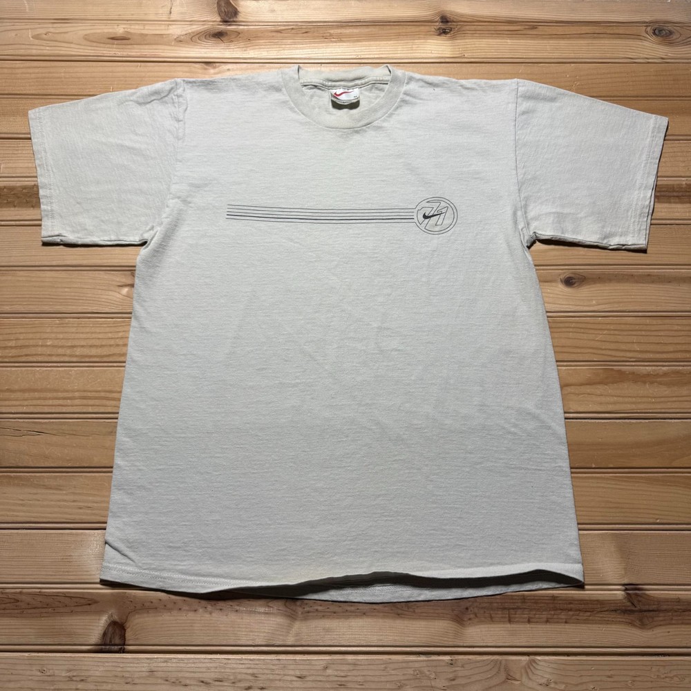 Vintage Y2K Nike 71 Swoosh Retro Athletic Sportswear Graphic T-Shirt – Medium