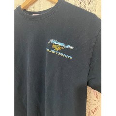 Gildan: vintage mustang shirt