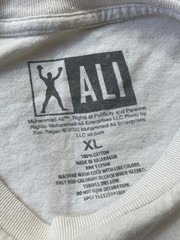 Muhammad Ali T-Shirt Mens XL White Short Sleeve Boxing Classic Retro Streetwear
