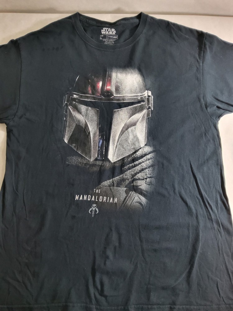 Star Wars The Mandalorian Men’s T-Shirt Size Large Black Graphic Tee