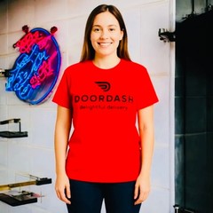 DoorDash Delivery Driver Red T-Shirt Men’s Size M Graphic Logo Pre-Owned