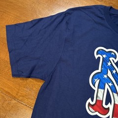 Port & Company New York Yankees T Shirt Men’s Size Medium American Flag