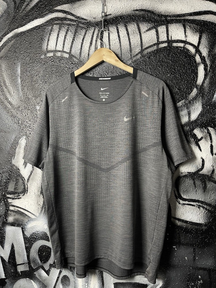 Nike Dri-Fit ADV Techknit Ultra Running Sport Grey T-Shirt Men’s Size XL