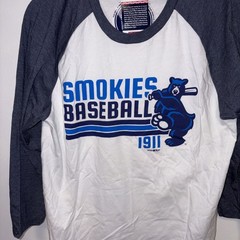 super extra comfy Men T Shirt Size M Medium Crew Neck Long Sleeves smokies ball