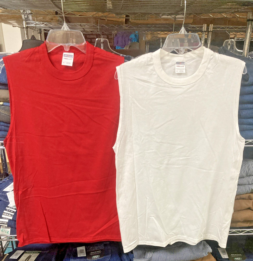 Lot of 2 – JERZEES Men’s Sleeveless/Muscle T-Shirts, M (38-40), 1-Red & 1-White