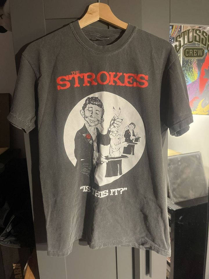 THE STROKES 100% Cotton retro style Unisex T shirt Size S-5XL NH9738