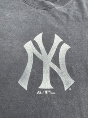 Vintage Y2K New York Yankees MLB Baseball Team T Shirt Mens Size XL