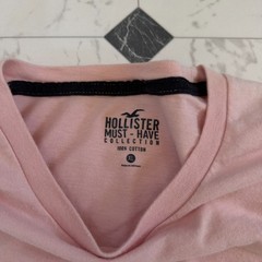 Hollister Must-Have Collection Men’s Pink Embroidered Script Logo T-Shirt XL Cot