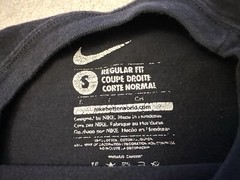 Vintage Y2K 2013 Nike Doernbecher Cancer Awareness Basketball Event T-Shirt, S