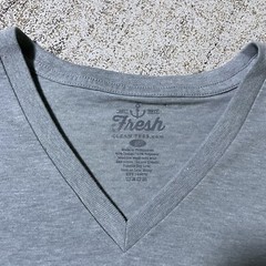 Fresh Clean Tees Mens V Neck Tee Shirt Size M #30645