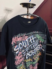 SOUTH OF THE BORDER 90s single stitch t-shirt Screen Stars black graffiti Large